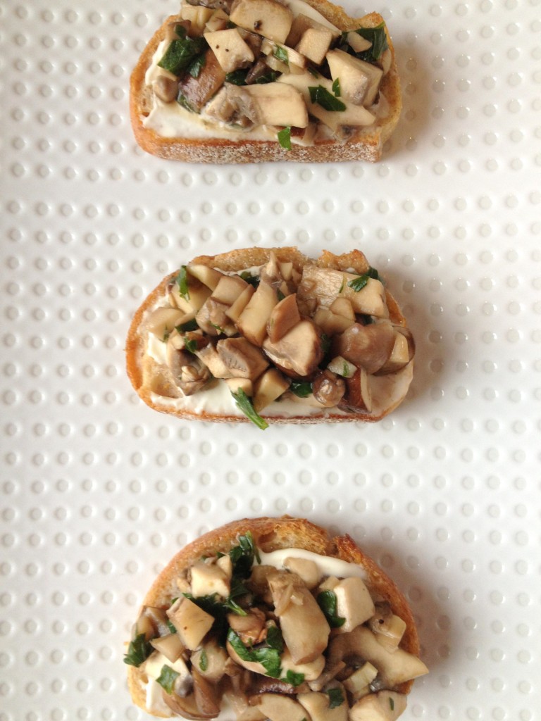 mushroom & mascarpone crostini