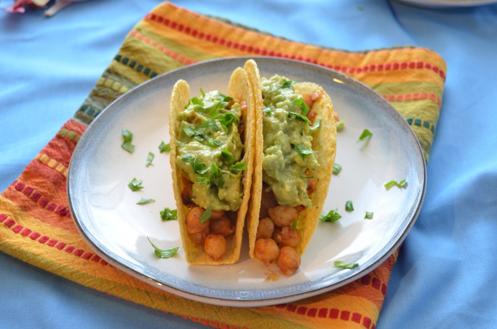 Chickpea Tacos with Guacamole | coffeeandquinoa.com