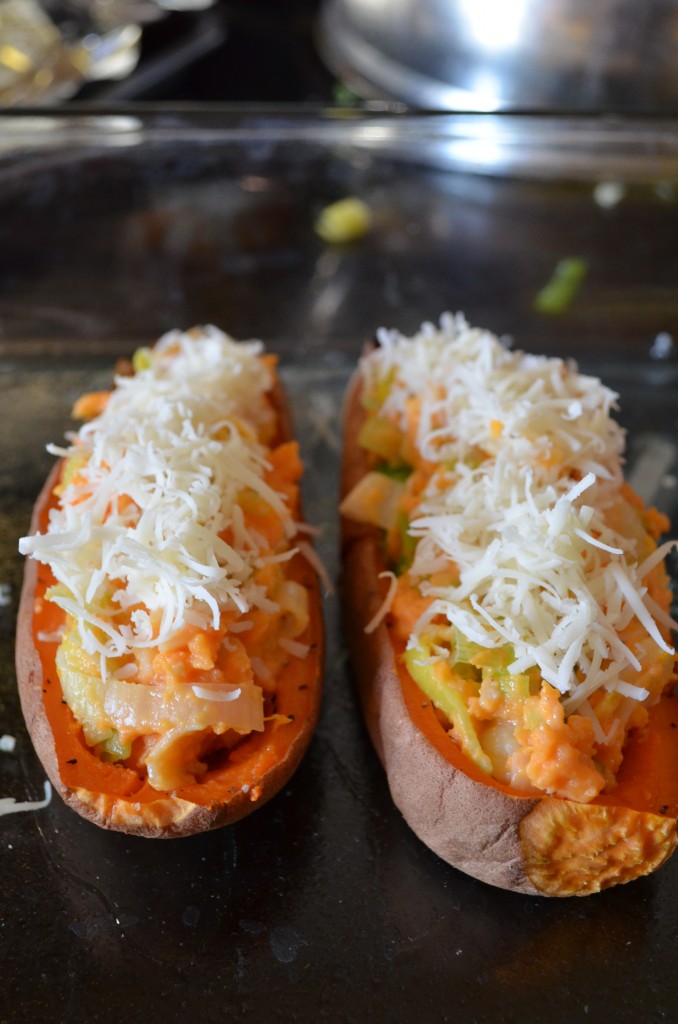 Healthy Leek and Gruyere Potato Skins