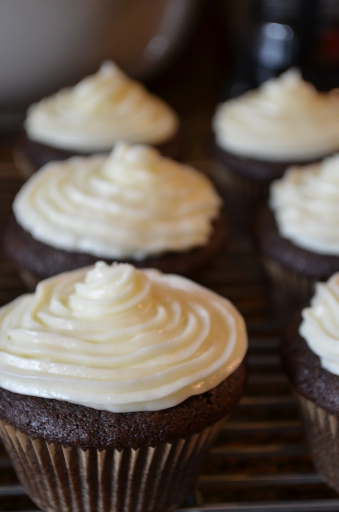 three roses cupcakes | Coffee & Quinoa