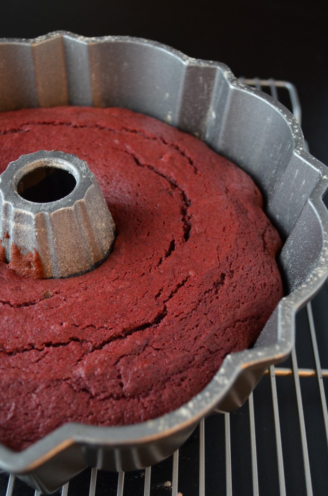 Red Velvet Beet Cake with Raspberry Cream Cheese Frosting | coffeeandquinoa.com