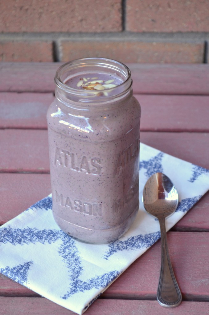 Blueberry Almond Chia Smoothie