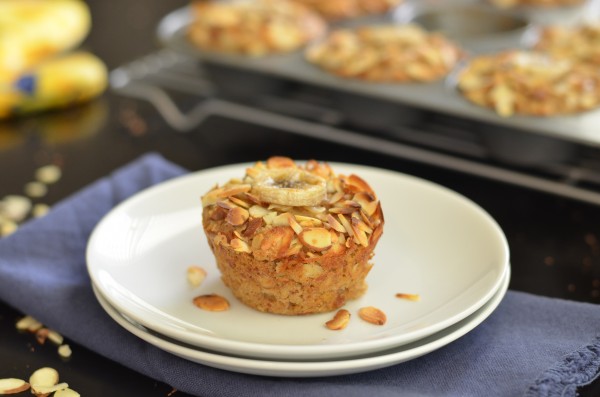 Banana Almond Baked Oatmeal Cups (Vegan) + a California Almonds GIVEAWAY!