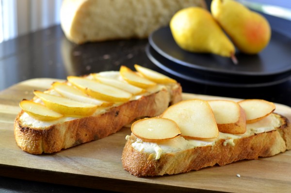 Pear and Goat Cheese Tartines