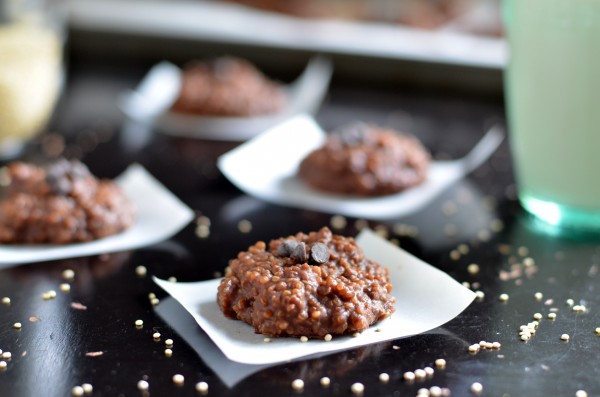 No-Bake Chocolate Peanut Butter Quinoa Cookies