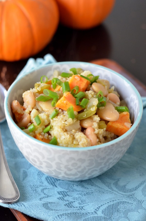 Vegan Quinoa and White Bean Chili