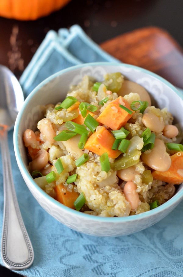 Vegan Quinoa and White Bean Chili