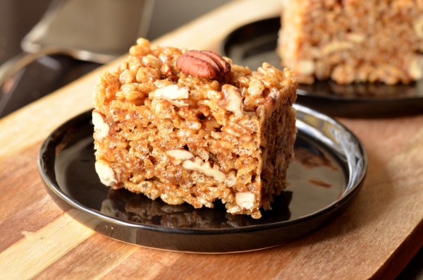 Pecan Pie Rice Krispie Treats (Vegan)