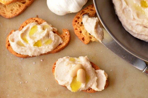 Roasted Garlic and Truffle White Bean Spread