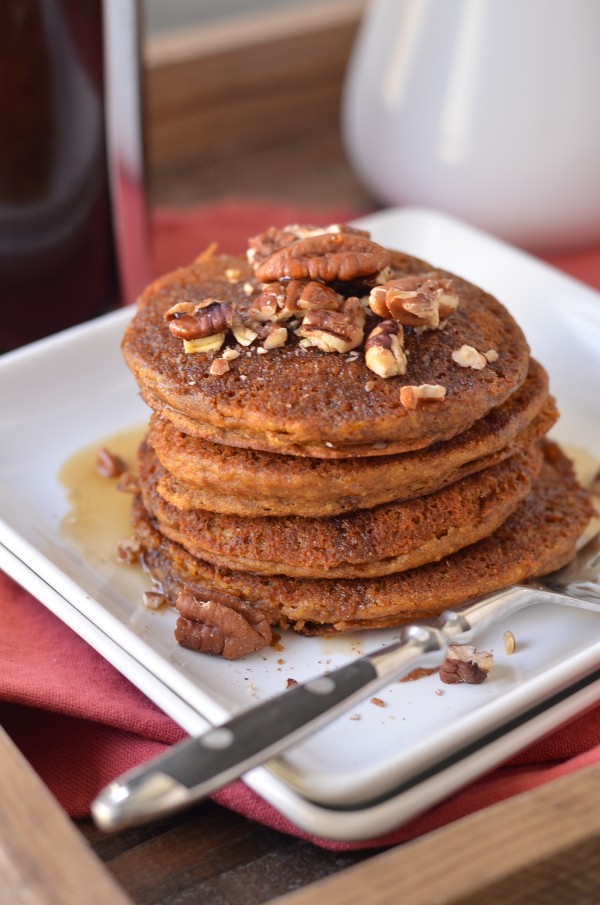 Vegan Pumpkin Spice Pancakes