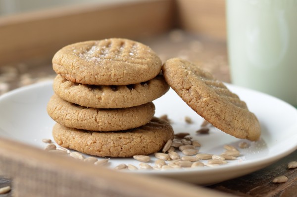 Three-Ingredient Sunbutter Cookies