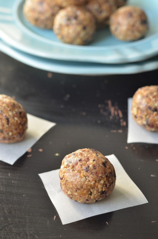 Blueberry Vanilla Cashew Energy Balls