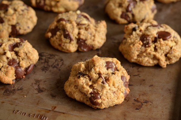 Chocolate Walnut Quinoa Cookies