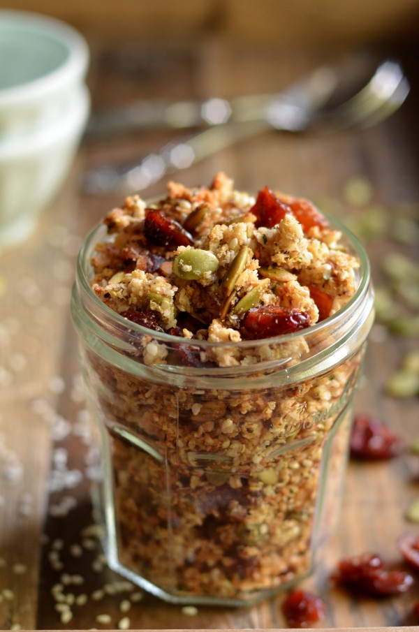 Seed Demon Quinoa Flake Granola - 7 seeds in 1 granola!