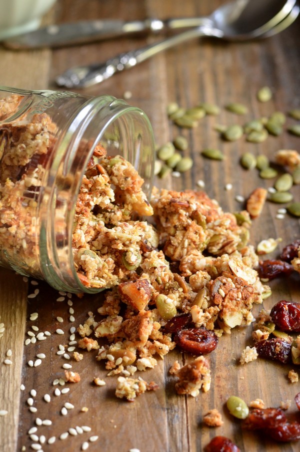 Seed Demon Quinoa Flake Granola - 7 seeds in 1 granola!