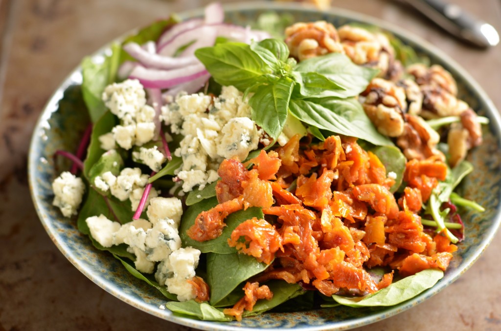 Sun Dried Tomato and Gorgonzola Salad