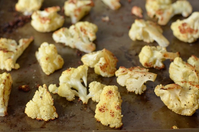 Roasted Cauliflower with Yellow Curry Sauce