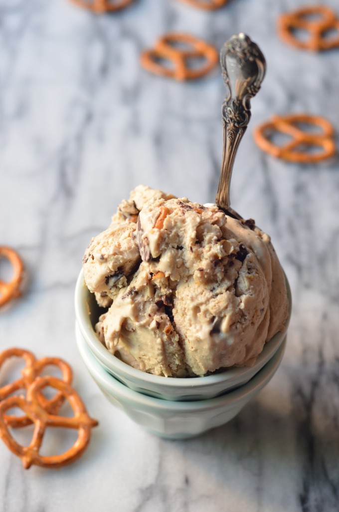 Chocolate Pretzel Peanut Butter Ice Cream (Vegan) |coffeeandquinoa.com