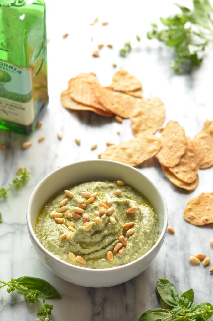 White Bean and Pesto Dip | coffeeandquinoa.com