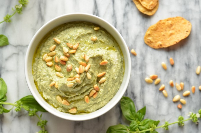 White Bean and Pesto Dip | coffeeandquinoa.com