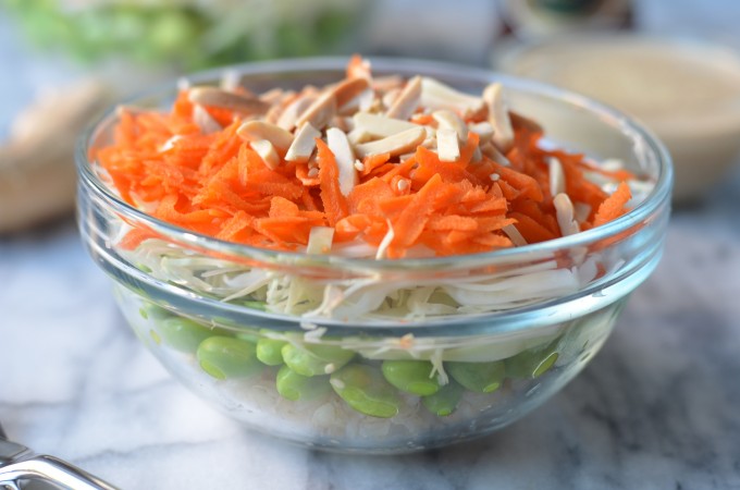 Layered Asian Salad with Sesame Ginger Dressing | coffeeandquinoa.com