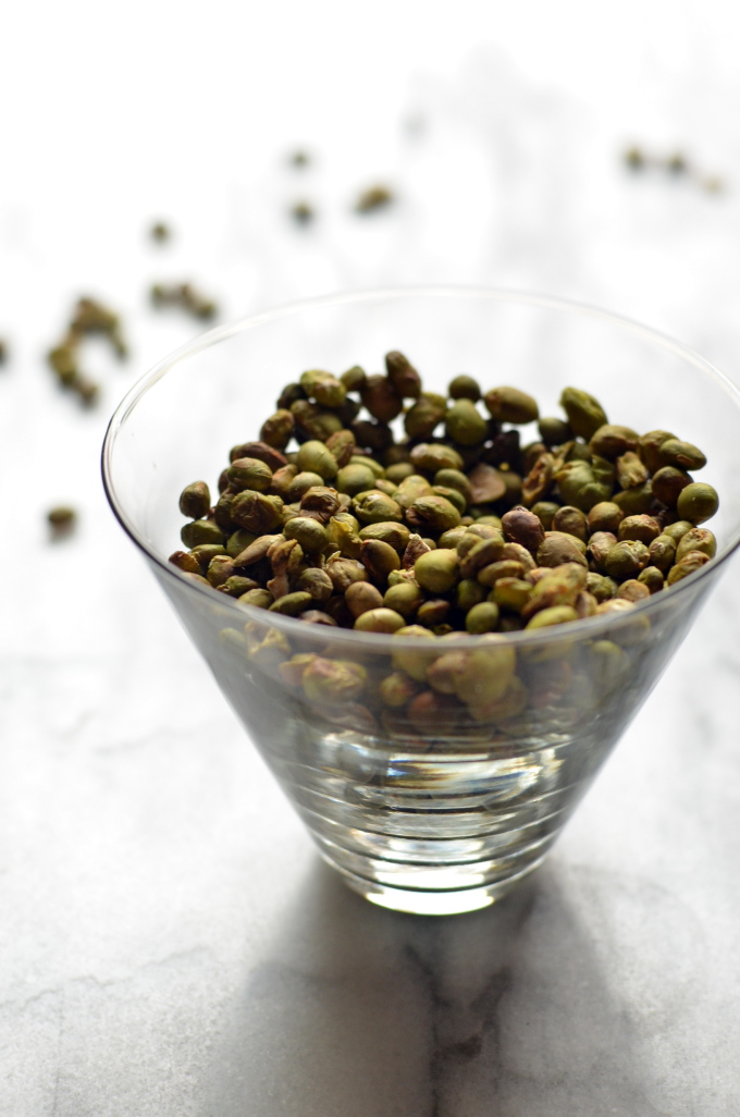 Crispy Dry Roasted Edamame | coffeeandquinoa.com