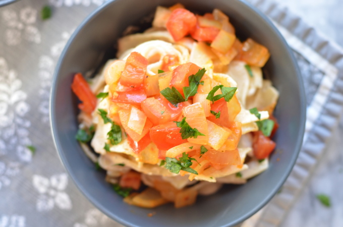 Creamy Cajun Cauliflower Pasta | coffeeandquinoa.com