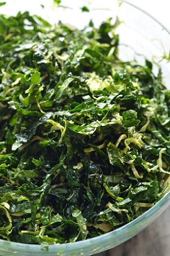 Shredded Kale and Brussels Sprout Salad | coffeeandquinoa.com