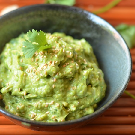 Sesame Guacamole | coffeeandquinoa.com