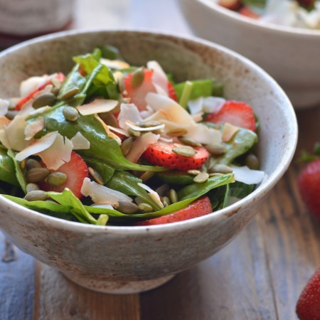 Spinach Salad with Strawberry Jam Vinaigrette | coffeeandquinoa.com