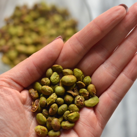 Crispy Dry Roasted Edamame | coffeeandquinoa.com